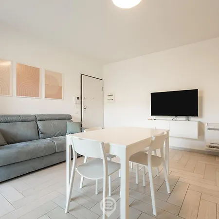Oasis Apartment