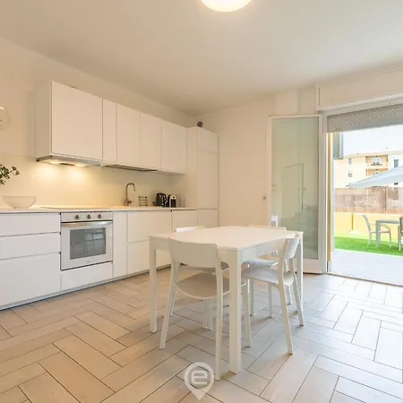Oasis Apartment *