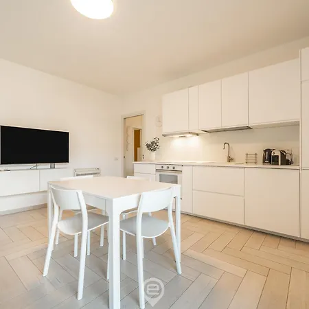 Estay - Oasis - Aircon - Wifi Su Forti