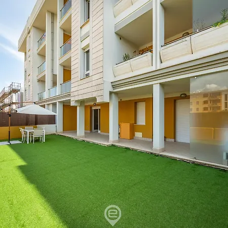 Oasis Апартаменты *